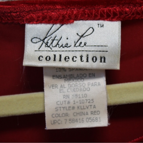 Red Velour Top - Picture 5 of 6